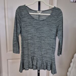 Women's Heathered Sage Ruffle-Hem Top Size PM